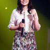 韩国女歌手李秀英图片