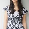 韩国电影女明星申爱写真图片