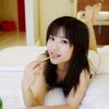 可爱小女生家中自拍调皮照