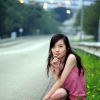可爱的现代大学校园女生俏照