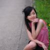 可爱的现代大学校园女生俏照