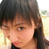 大方女孩外出游玩时的搞怪照片展示