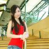 端庄美丽的城市女生照片