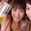 调皮女孩的快乐生活自拍图