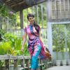 越南美女在北京游玩自拍美图