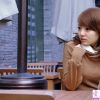 都市里一位昂扬的职业女性写真