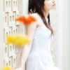 都市里的潮流女生服装秀