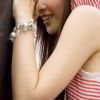 镜头下长发美女的迷人眼眸