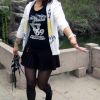 公园美女黑丝