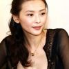 萧淑慎早年出道时的几张胸部特写图片