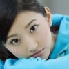 上海大都市里的美丽公主女孩