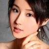 中国传统熏陶出来的文雅姑娘