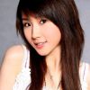 中国传统熏陶出来的文雅姑娘