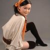 中国民族姑娘的现代装写真图