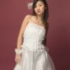 亭亭玉立的少女