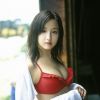 含苞待放的女孩