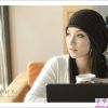 喝咖啡的美女