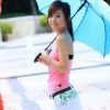 夏日白嫩美眉