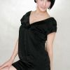 大眼销魂美女老师