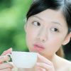 天然水嫩肌肤的女生图片