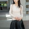 好一位朝气味实足的可乐女生