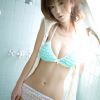 少女真正迷人滴胸脯
