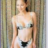 床榻上的美女'今井惠理'