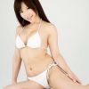 性感白色比基尼少女
