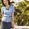文静的的上海美女街头服装秀