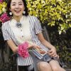 文静的的上海美女街头服装秀