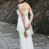新婚蜜月之旅的漂亮新娘