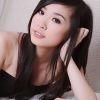 黑衣美少女