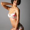 性感的女士内衣美乳模特