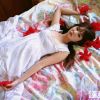 校园极品美女，展示阳光美丽动人的一面