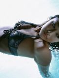 俏丽诱人的水中美女