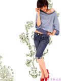 夸张的美女行为服装展示图